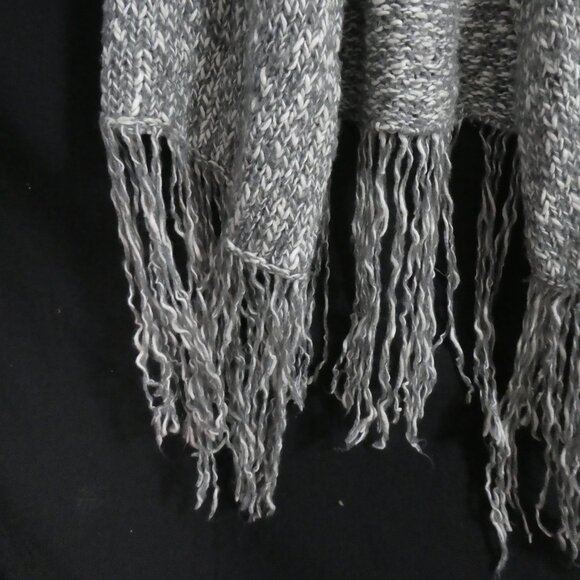 HOLLISTER CALIFORNIA | xs - s extra small - small | Open Front Sweater Vest - Picture 8 of 16